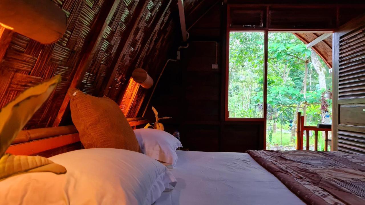 Etalauser Jungle Gate Ecoresort Букит-Лаванг Экстерьер фото