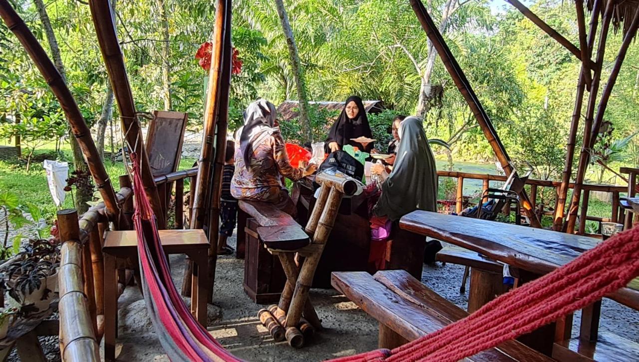 Etalauser Jungle Gate Ecoresort Букит-Лаванг Экстерьер фото